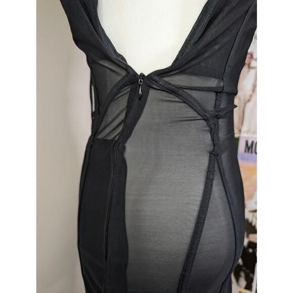 Oh Polly Corset Dress - Picture 4 of 6